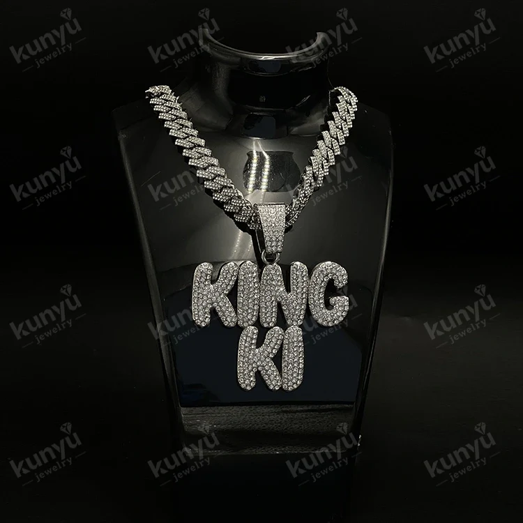 Pingente de carta personalizado