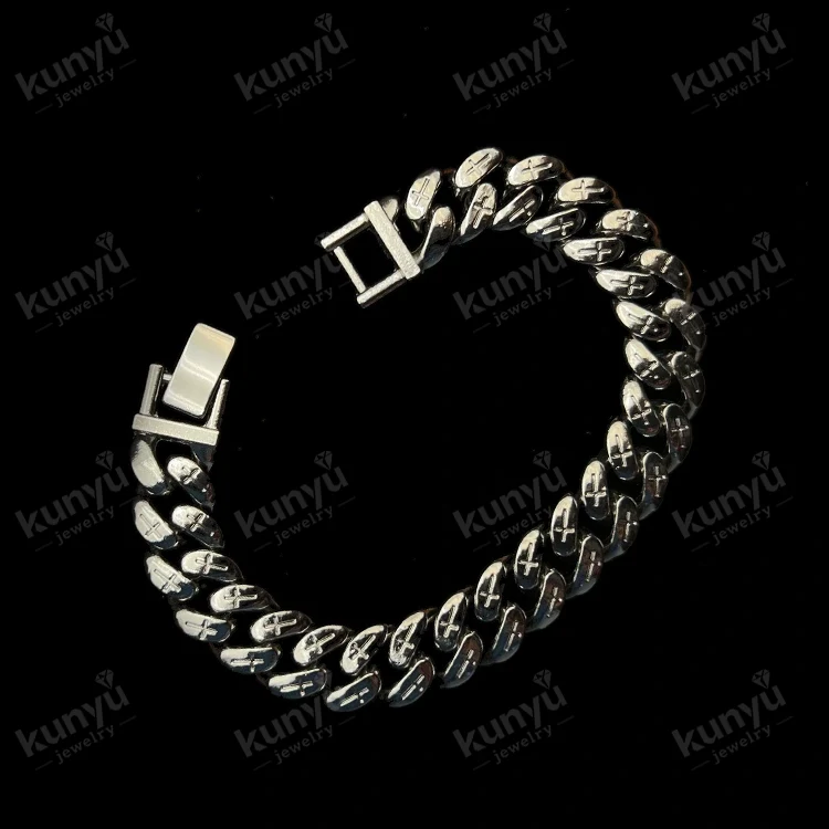 Pulseira Hip Hop feita à mão